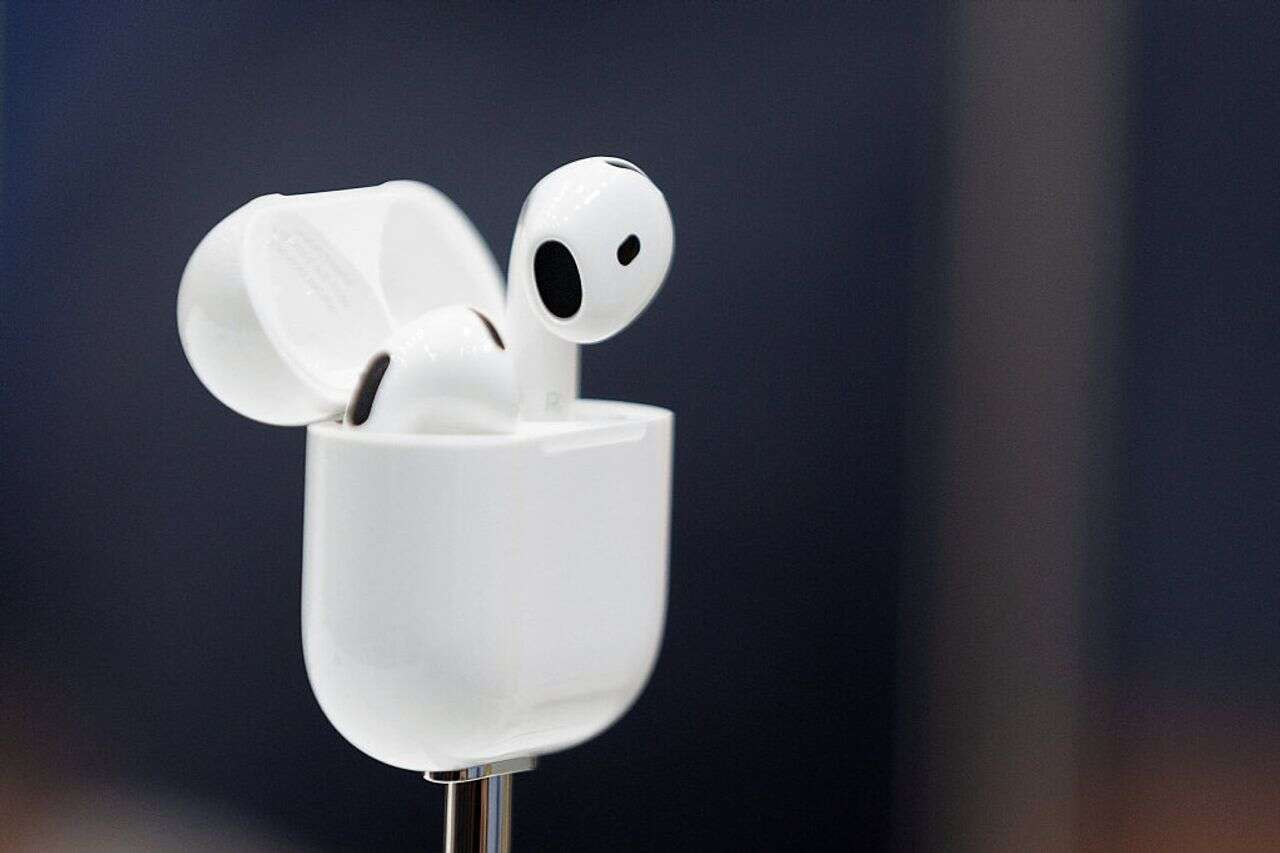 Siri's eyes: Apple is developing AirPods with cameras