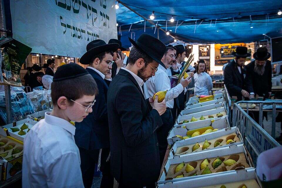 שוק ארבעת המינים במאה שערים , אורן בן חקון