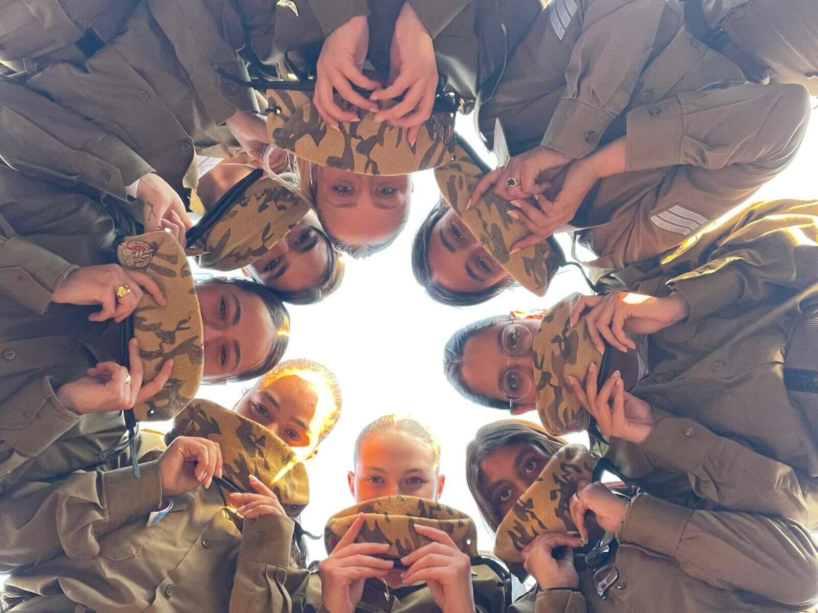 תצפיתניות עם השי , שי-לי יעקבסון