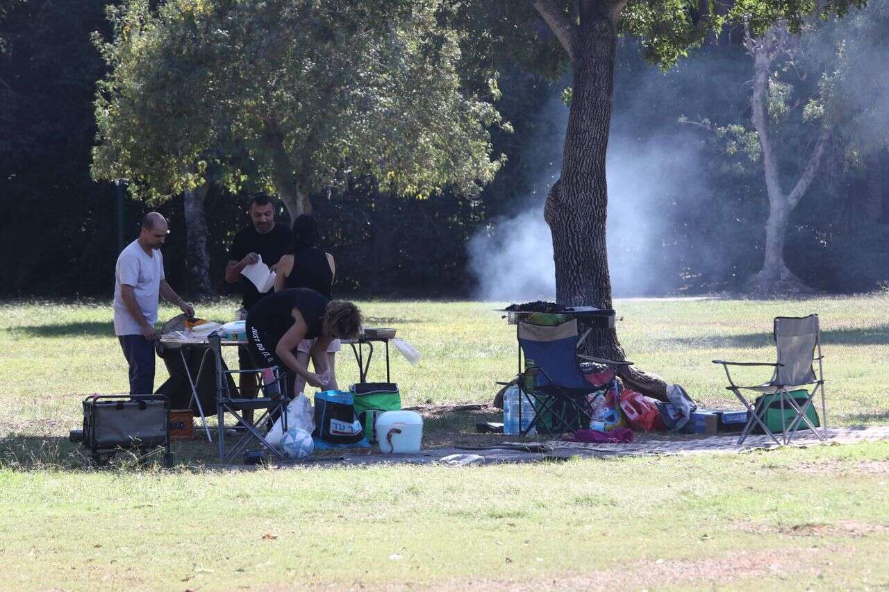 Poverty bread and the National House: why should you add matzah to the Independence Day barbecue?