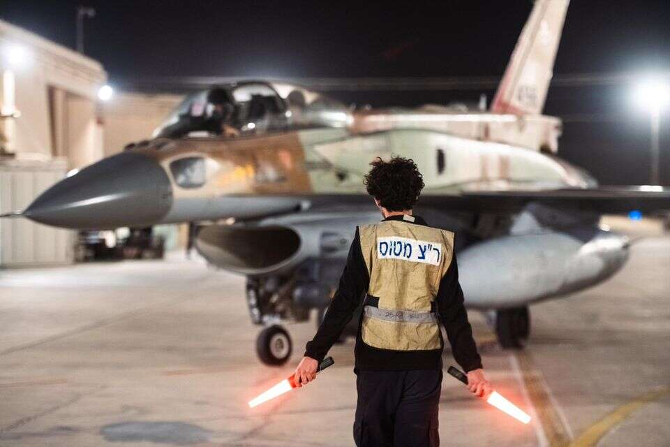 יציאת המוטסים לתקיפה באיראן באוקטובר שעבר , דובר צה"ל