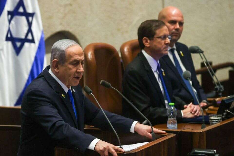 נתניהו בפתח המושב השלישי של הכנסת ה-25 , אורן בן חקון