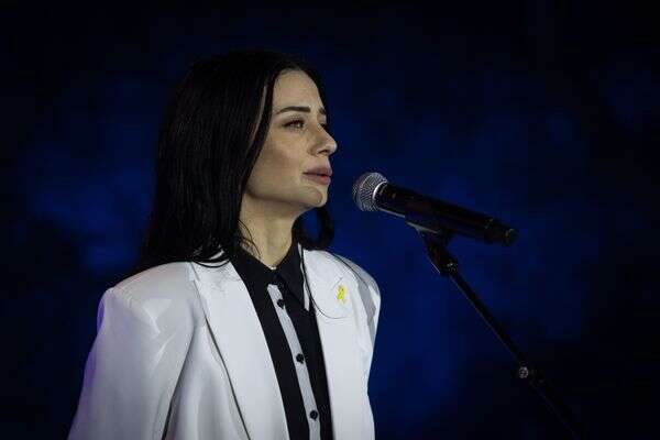 נינט טייב , אורן בן חקון