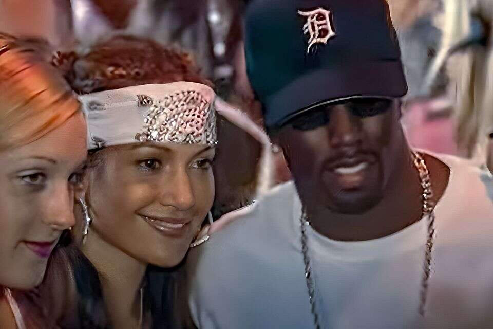 "בגדה בי עם פי דידי": הגרוש של ג'ניפר לופז מאשים