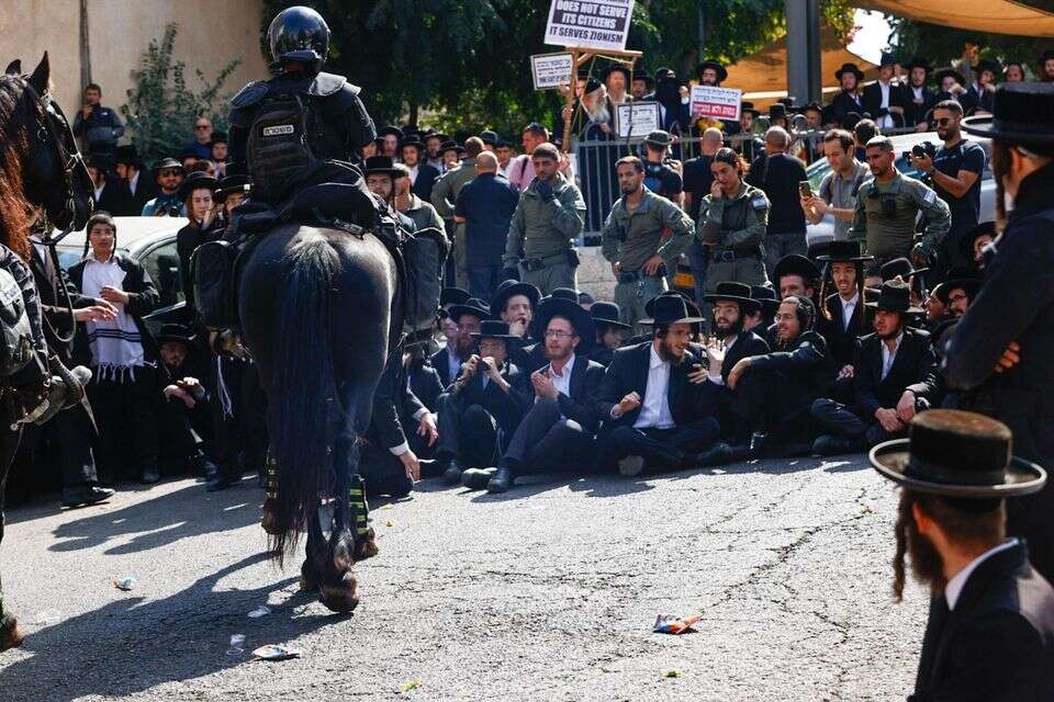 מפגינים בירושלים נגד חוק הגיוס , אורן בן חקון