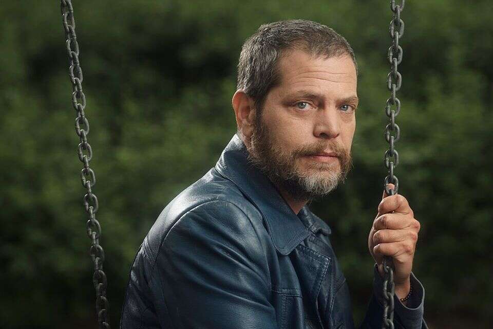 שי גולדן , פיני סילוק