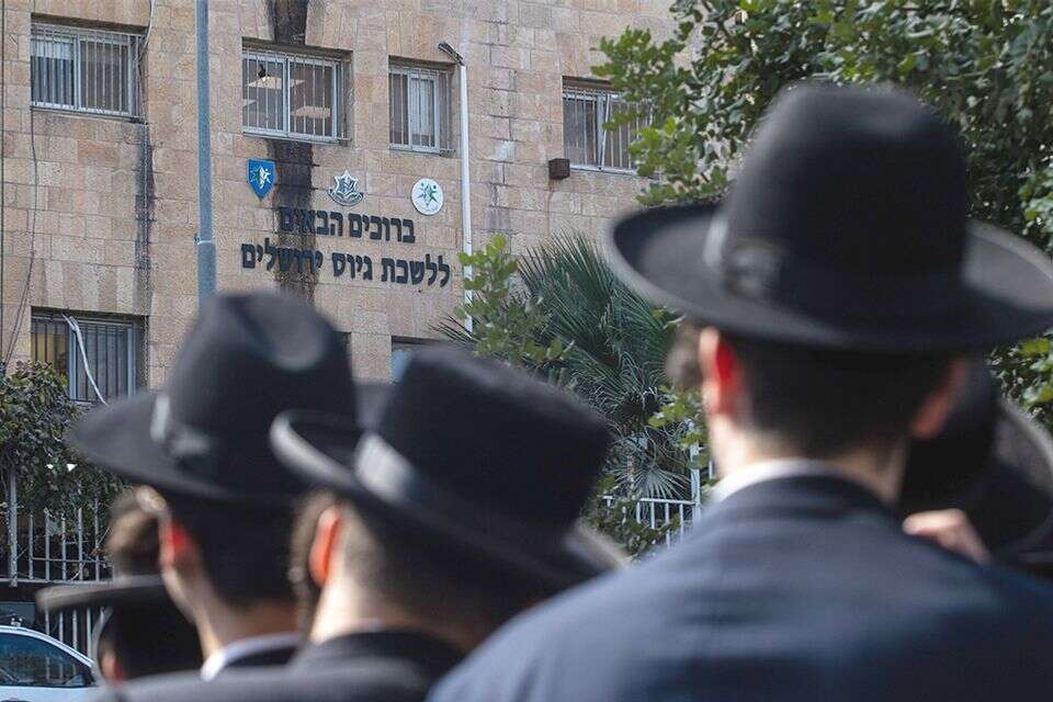  , אורן בן חקון