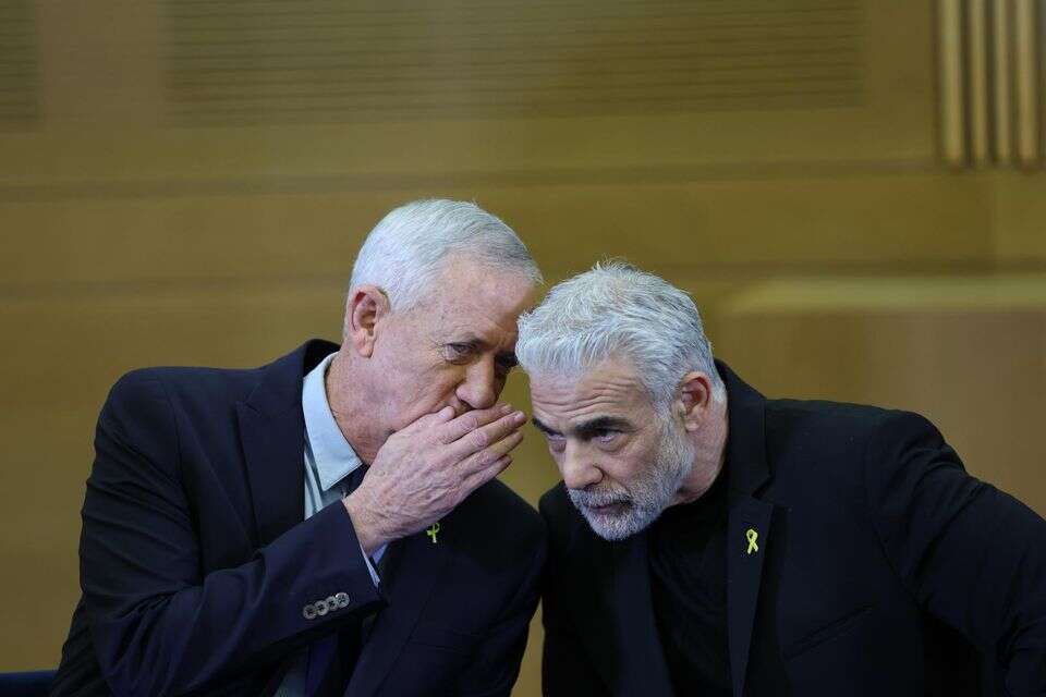 "You sat at home when we defended Israel": Gantz and Lapid in the battle on the networks