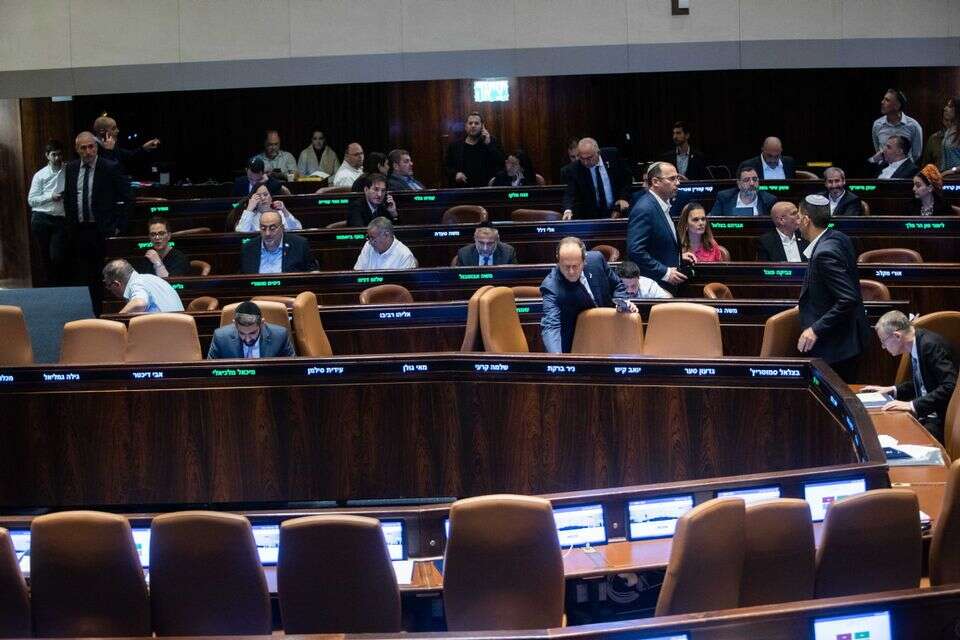 בהצבעה על חוק המיסוי צפוי להתרחש דרמה (ארכיון) , אורן בן חקון