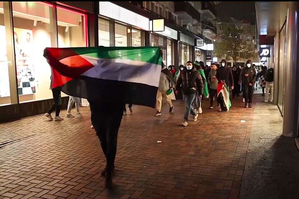 אירועי הלינץ' באמסטרדם , איי.פי