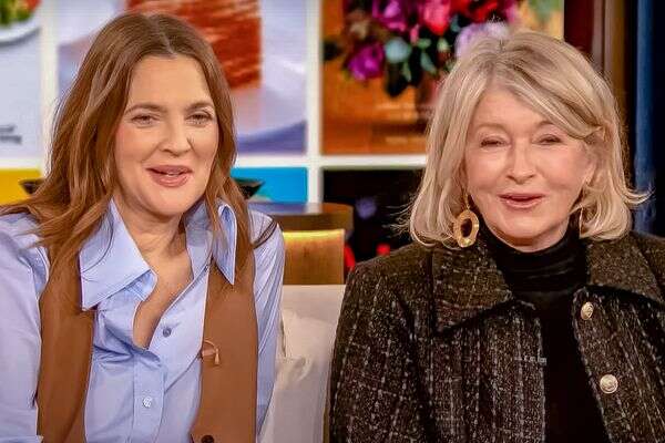 מרתה סטיוארט ודרו בארימור , מתוך התוכנית "דרו", יוטיוב