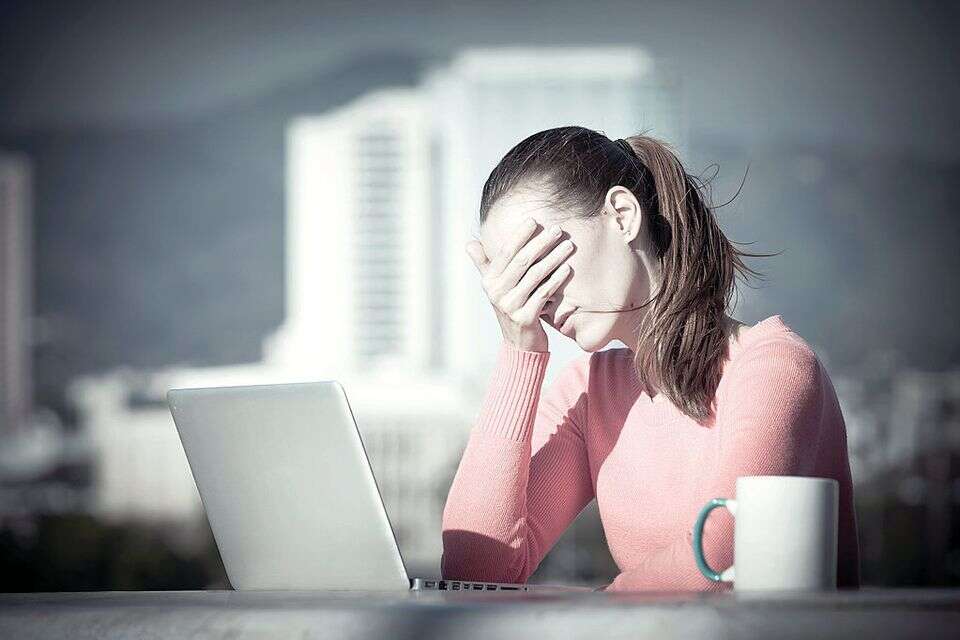 החורף בהחלט יכול להחמיר את כאב הראש שלכם , iStockphoto