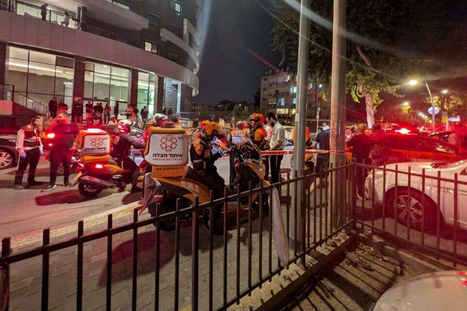 זירת אירוע הירי ברמת גן , איחוד והצלה