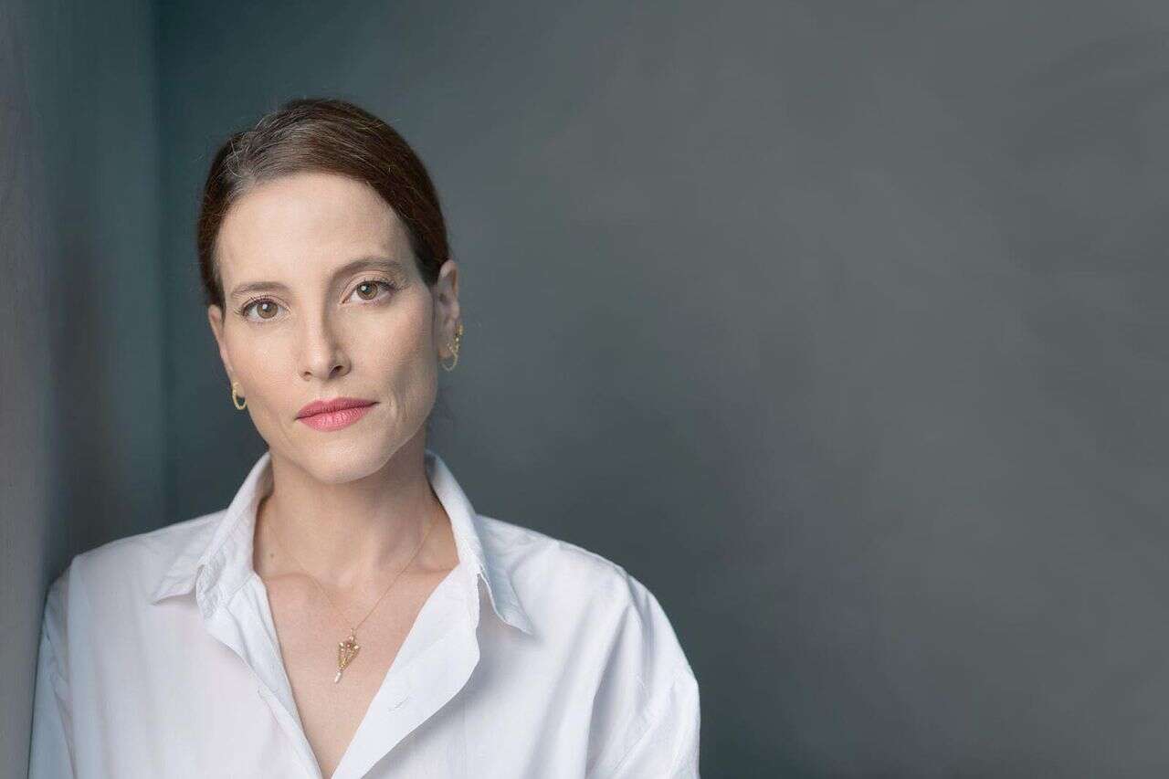 Life in a dystopia: Renana Raz returns to a sensual, dark and mysterious world