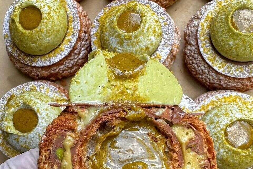 פארי ברסט פיסטוק של עמוסרי , עמוס שדה