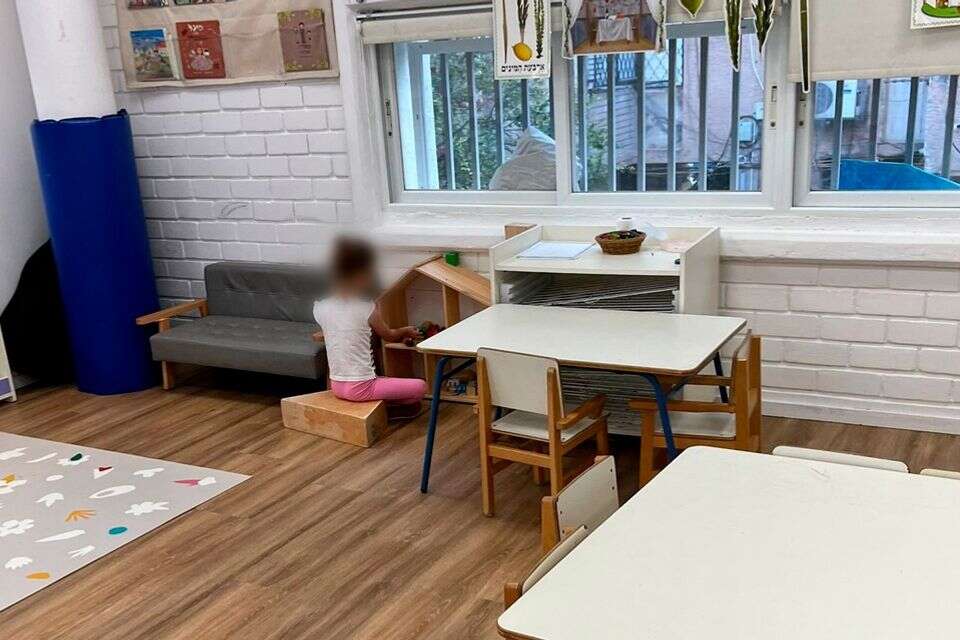 גן ניוטון בתל אביב- העירייה מסרבת לאפשר מיגון , ללא קרדיט