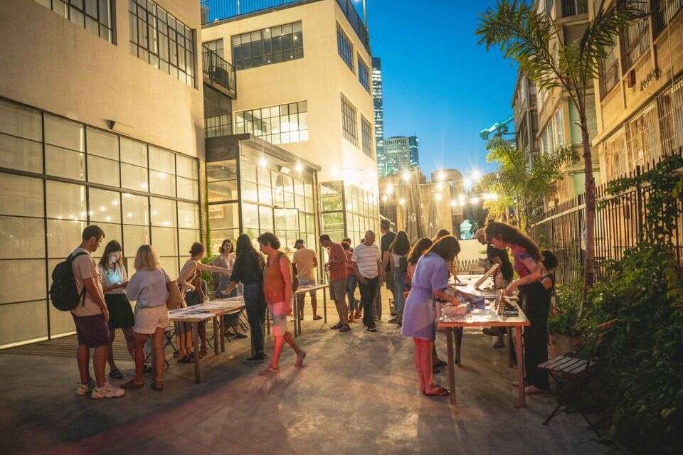 תערוכה תל אביב פרנקפורט , אילן ספירא