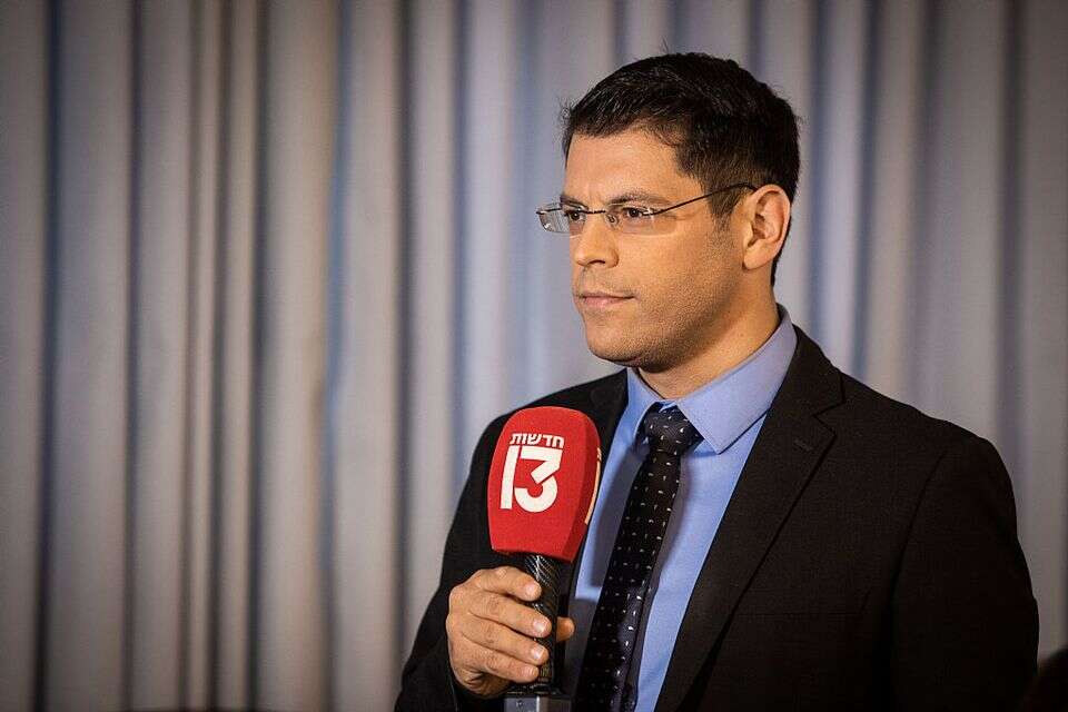 The tones on the 13 Olim network are rising: "a misleading and false leak"