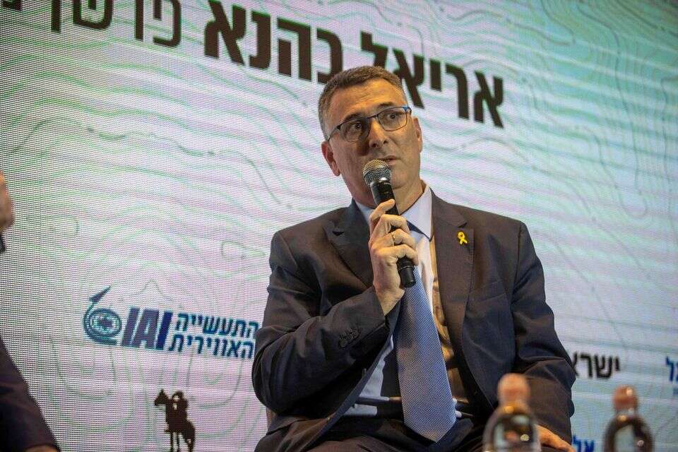 השר גדעון סער בוועידת הביטחון של "ישראל היום" (ארכיון) , אורן בן חקון