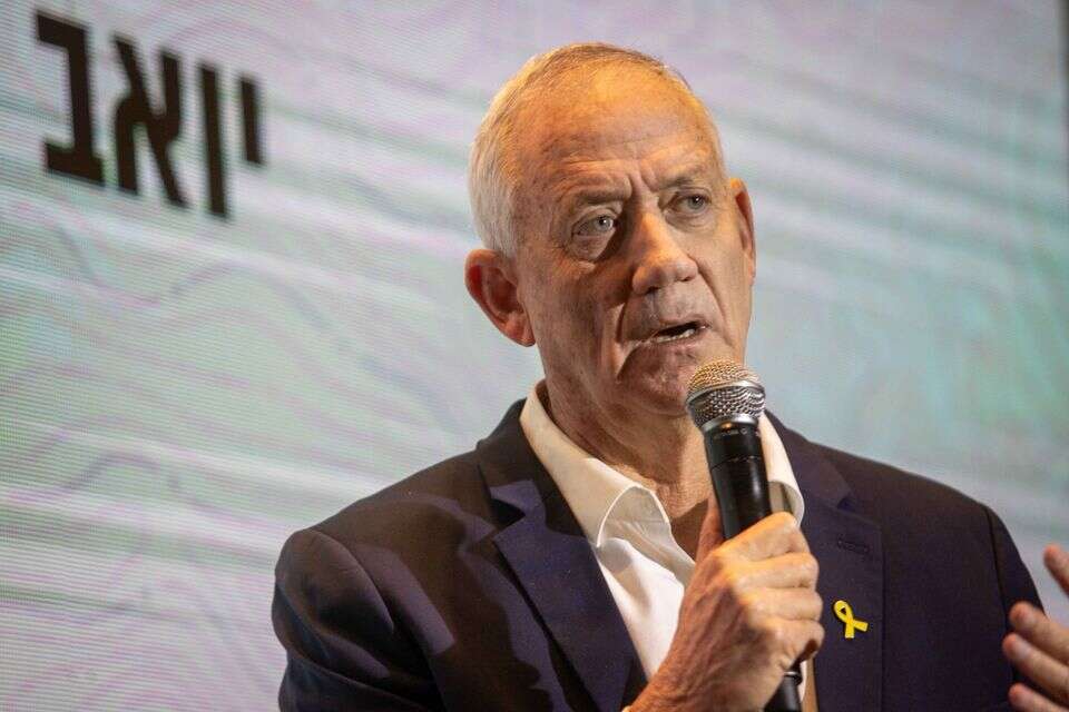 "תחסכו את זה מאיתנו". בני גנץ (ארכיון) , אורן בן חקון