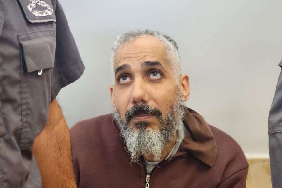 ישוחרר מחבל אחר עם שם זהה. המחבל מחמוד עטאללה בדיון בבית המשפט (ארכיון) , שמואל בוכריס
