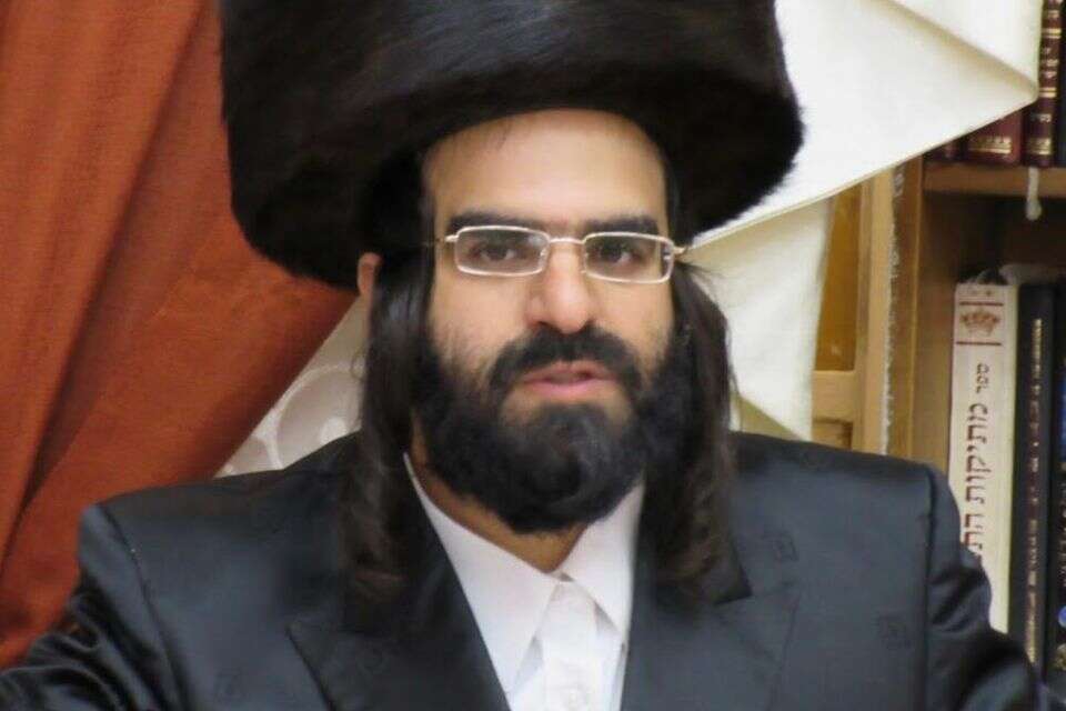 מנחם יאווע , 27א