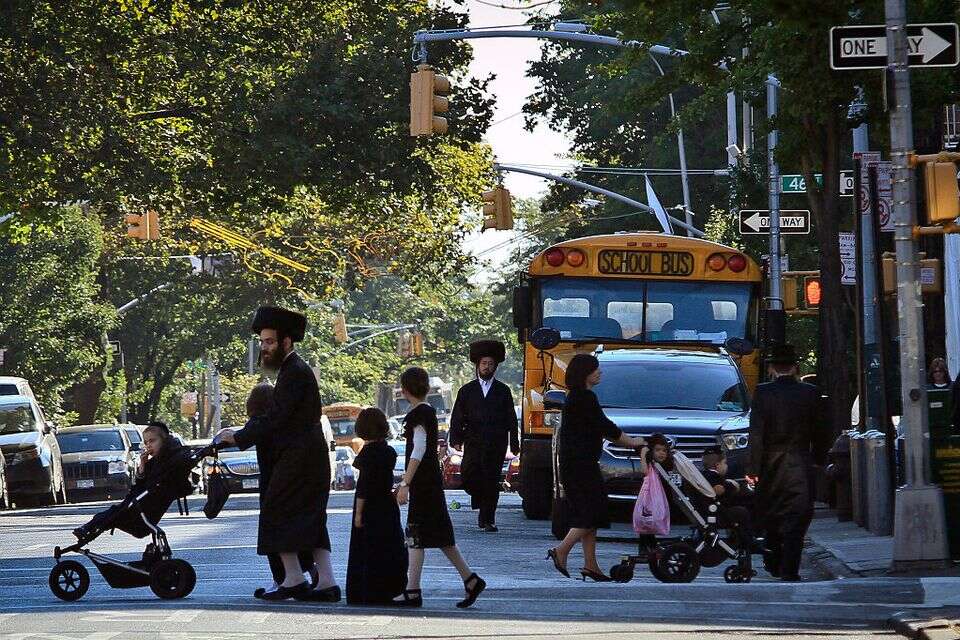 חסידים יהודים בניו יורק , אי.פי
