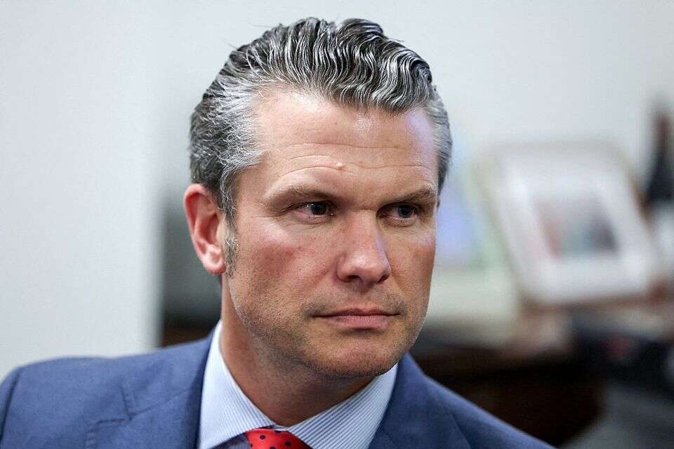 פיט הגסת' , רויטרס