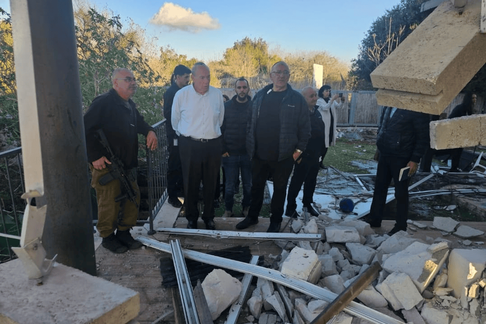 מבקר המדינה מתניהו אנגלמן בביקור ביישובי הצפון , ללא