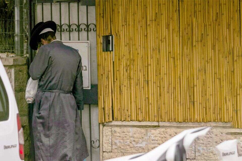 תיעוד מקן דרור , אורן בן חקון 