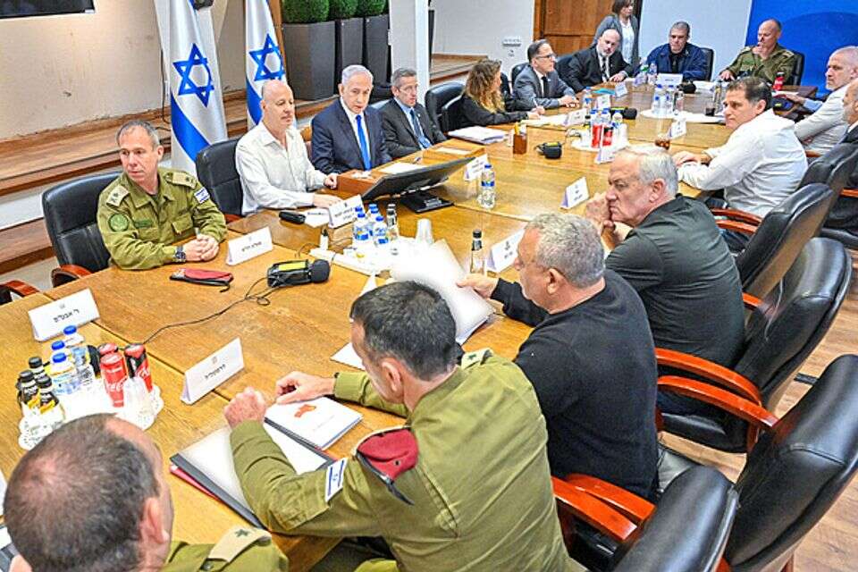 השרים הלינו על דליפת חומרים מסווגים. ישיבת קבינט במארס (ארכיון) , קובי גדעון/לע"מ
