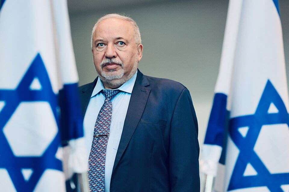 אביגדור ליברמן , אורן כהן