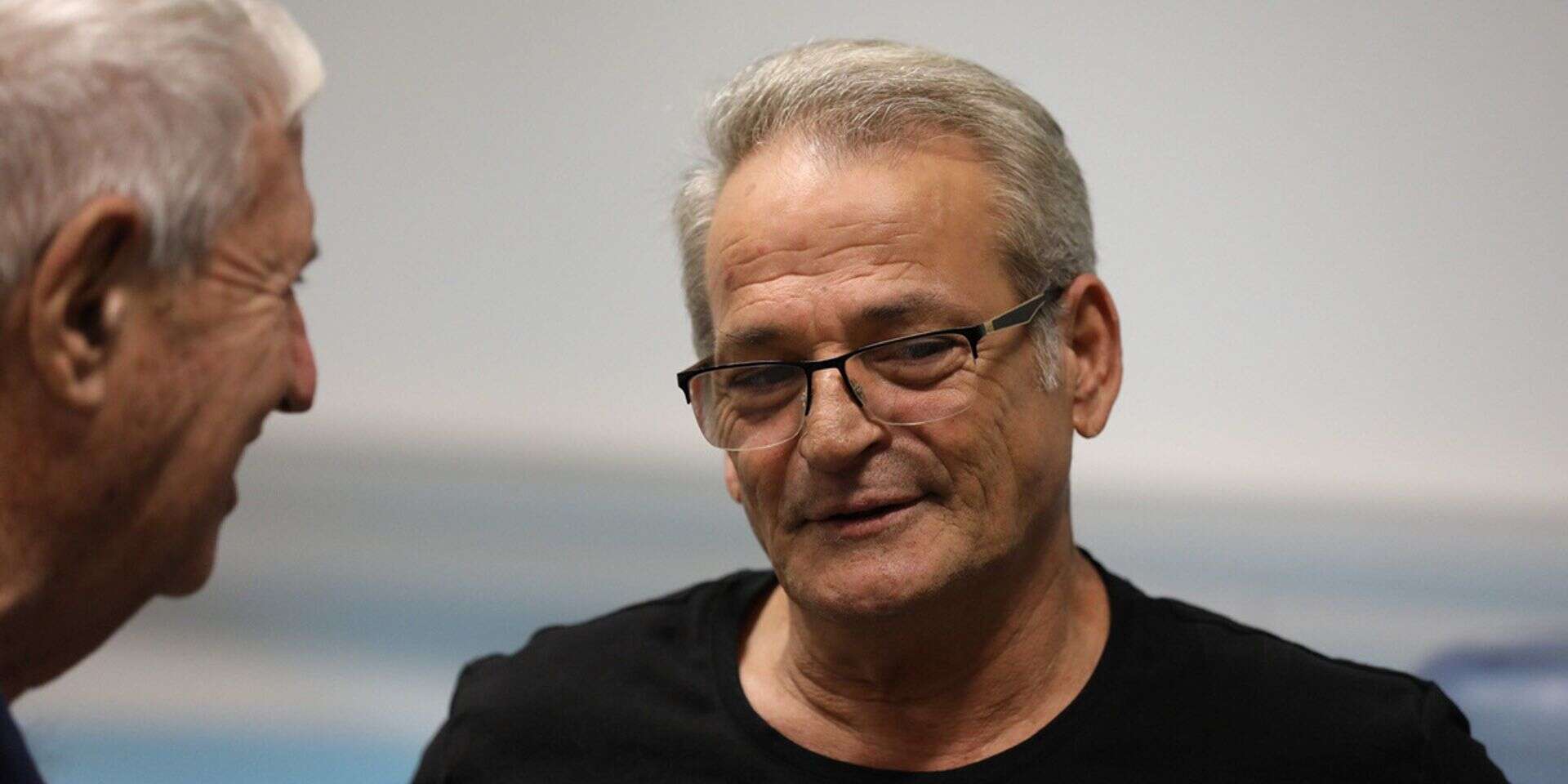 יעקב בוזגלו , ללא
