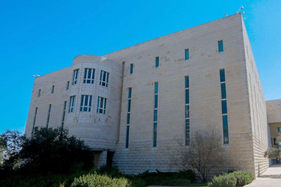 בית המשפט העליון , אורן בן חקון