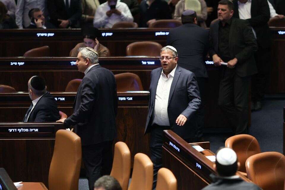 השר בן גביר במליאה , אורן בן חקון