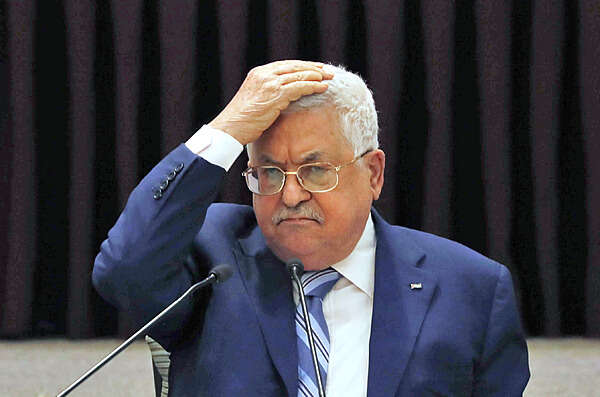 דו״ח סודי ומשלחת מודיעינית: כך האיחוד נאלץ להודות שאבו מאזן ״עבד״ עליו