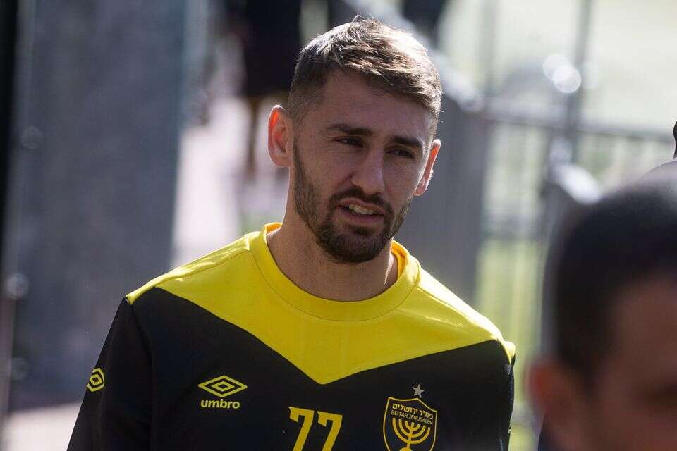 עומר אצילי , אורן בן חקון