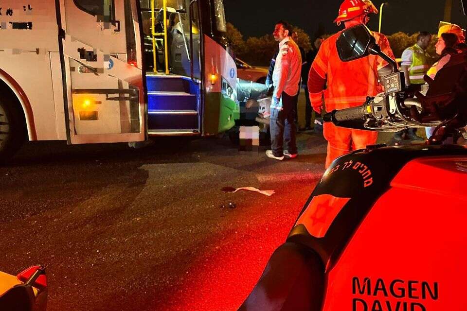 תאונה בכביש 4 , דוברות מד"א