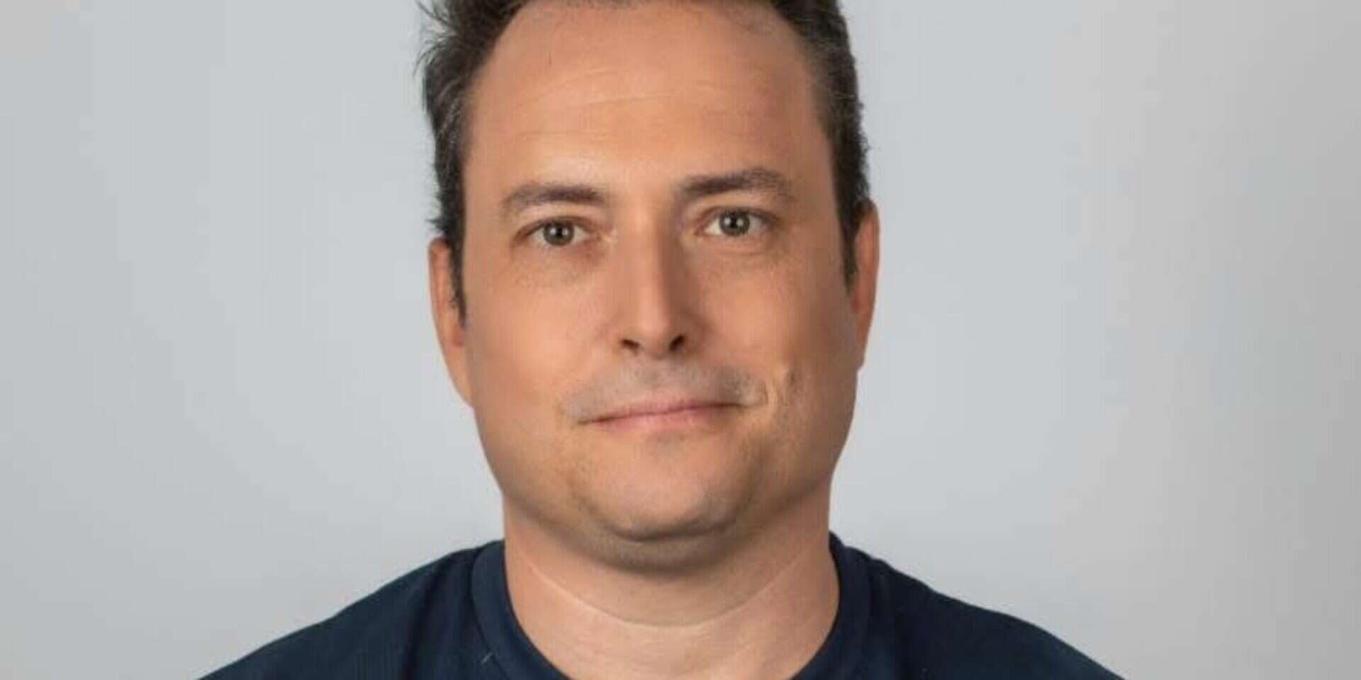 עדי רובינשטיין , ללא
