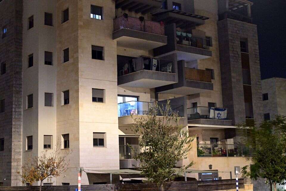 בניין המשפחה בחריש , יוסי זליגר