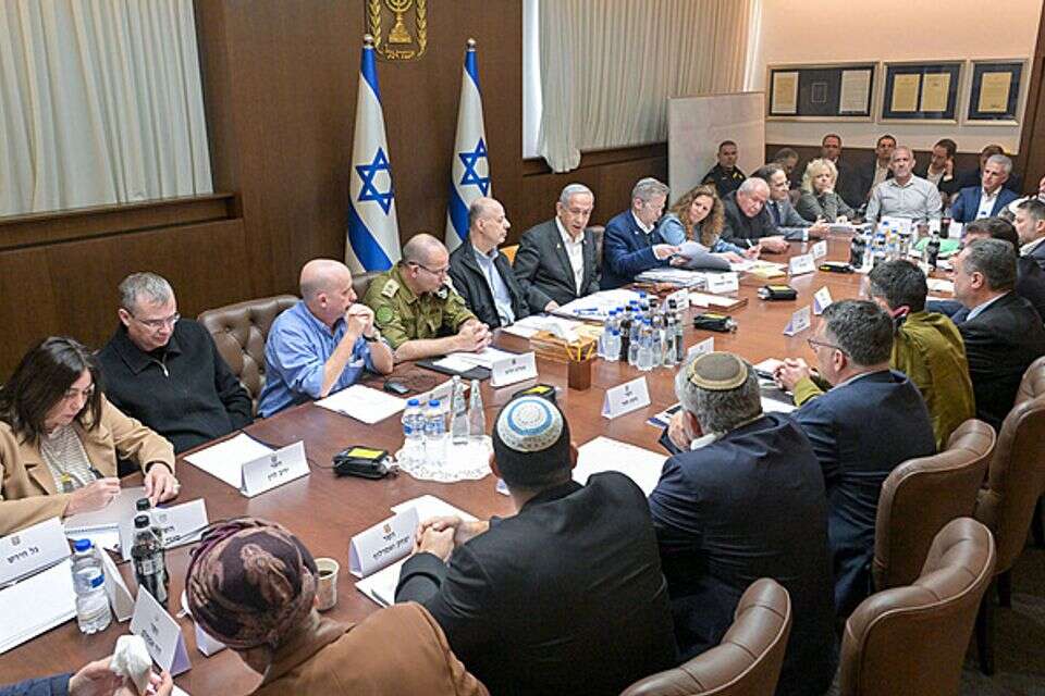 ישיבת קבינט (ארכיון) , קובי גדעון/לע"מ