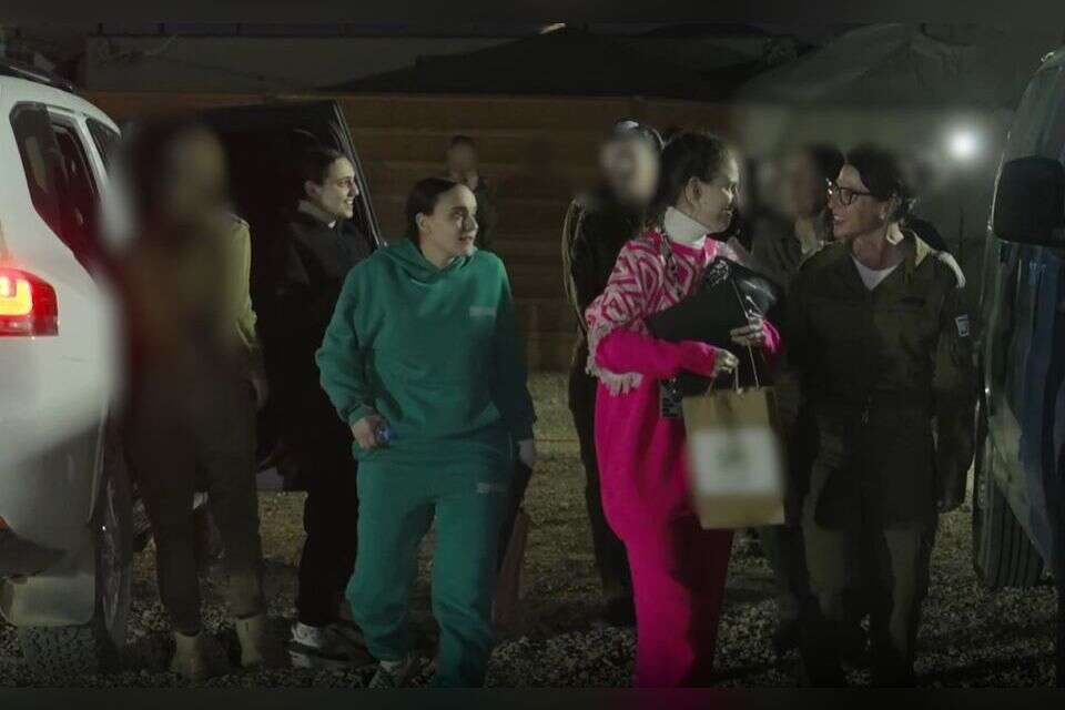 אמילי, דורון ורומי חוזרות לישראל , דובר צה"ל