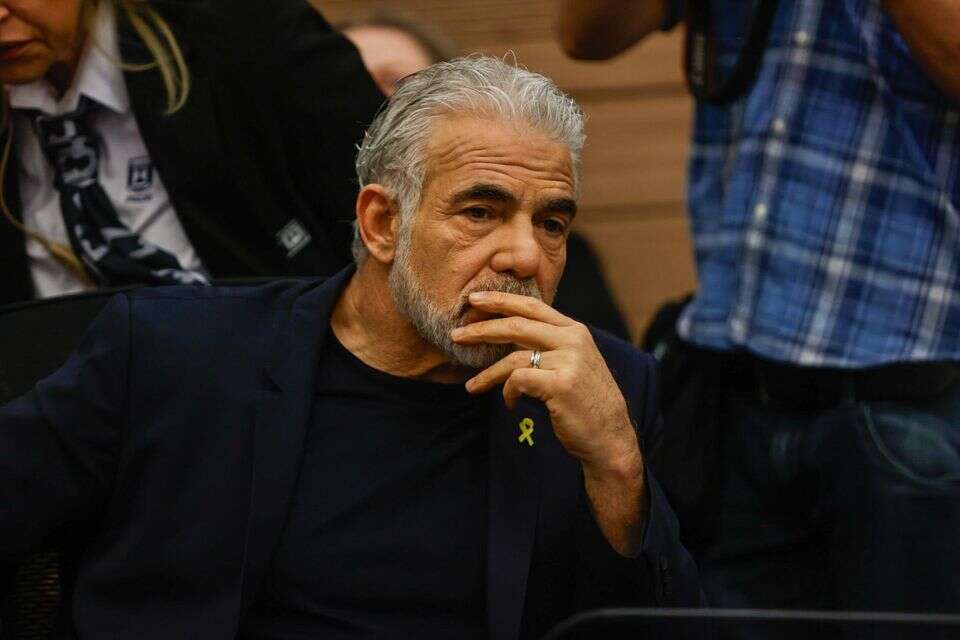יו"ר האופוזיציה יאיר לפיד בדיון , .