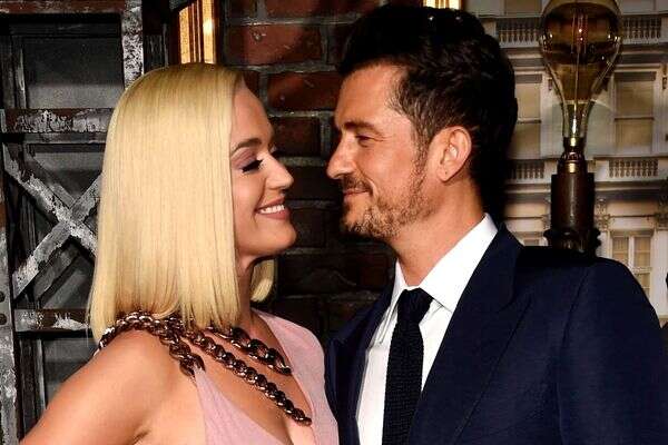 קייטי פרי, אורלנדו בלום , AP