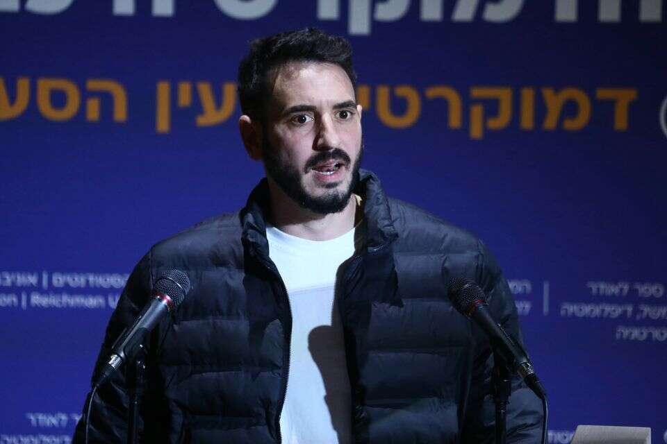 עוקף את יועז הנדל ודדי שמחי. יונתן שמריז , גדעון מרקוביץ'