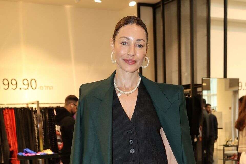 שירלי בוגנים , רפי דלויה