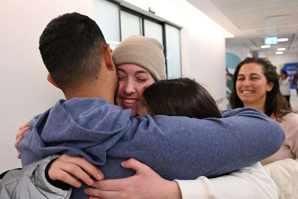 נעמה לוי בבית החולים בילינסון, לאחר חזרתה , דובר צה"ל