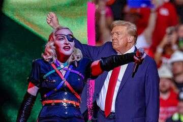 שוב נגד טראמפ: מדונה זועמת