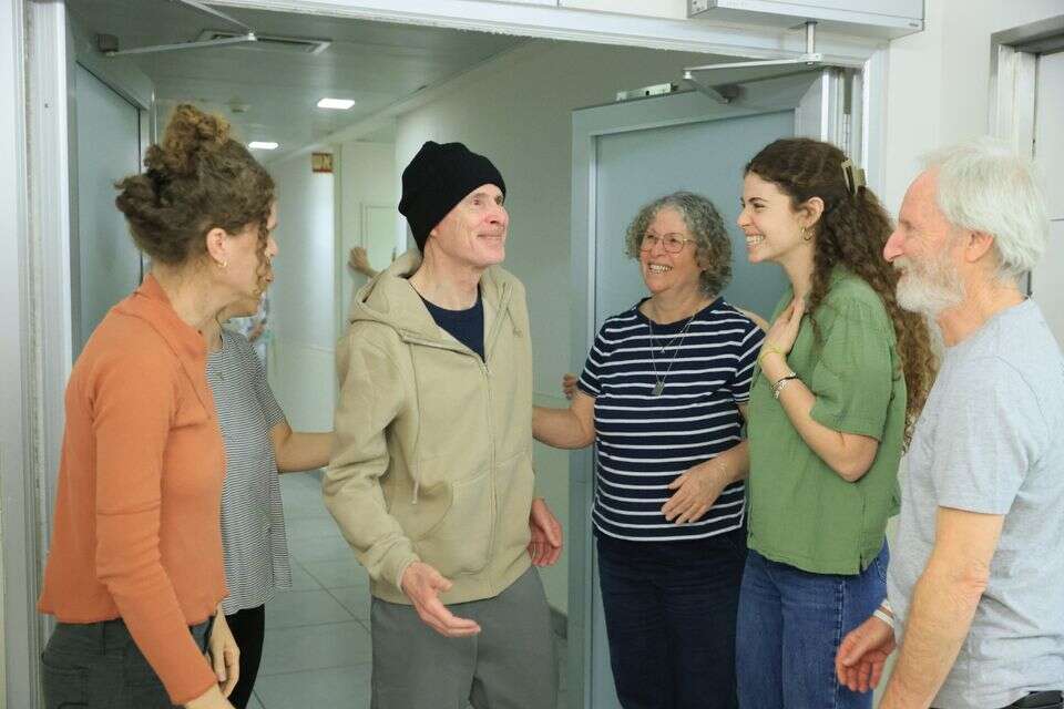 קית' סיגל עם בני משפחתו , רונן חריש / לע"מ