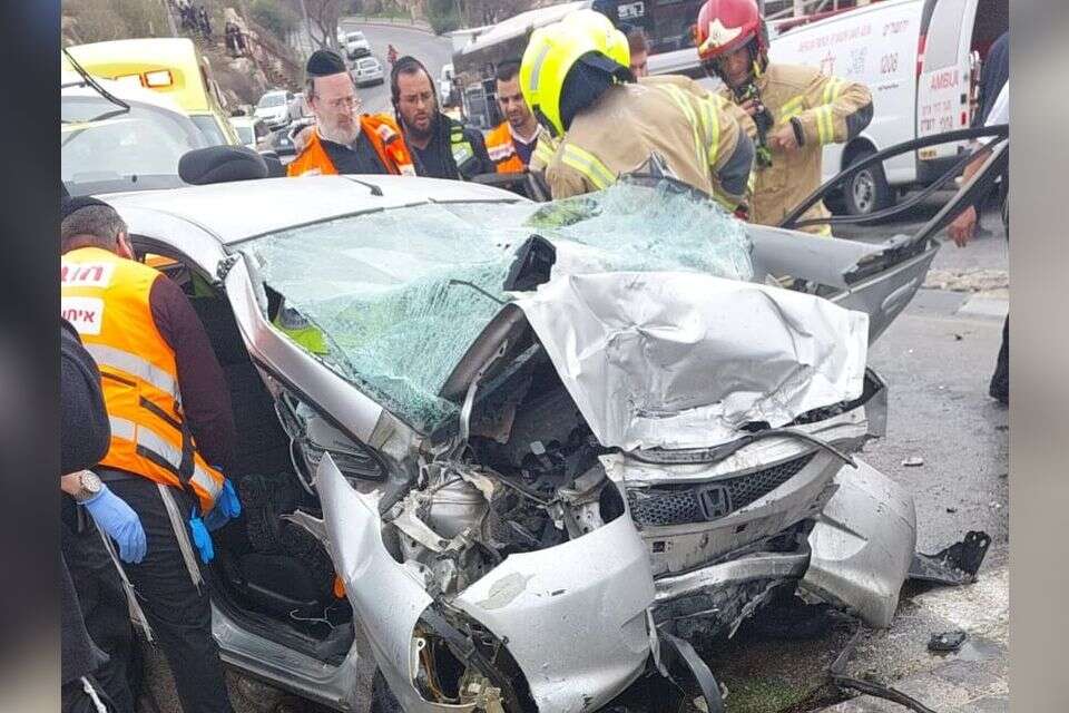 הרכב הפרטי שהיה מעורב בתאונה בבית עלית , לפי סעיף 27 א'